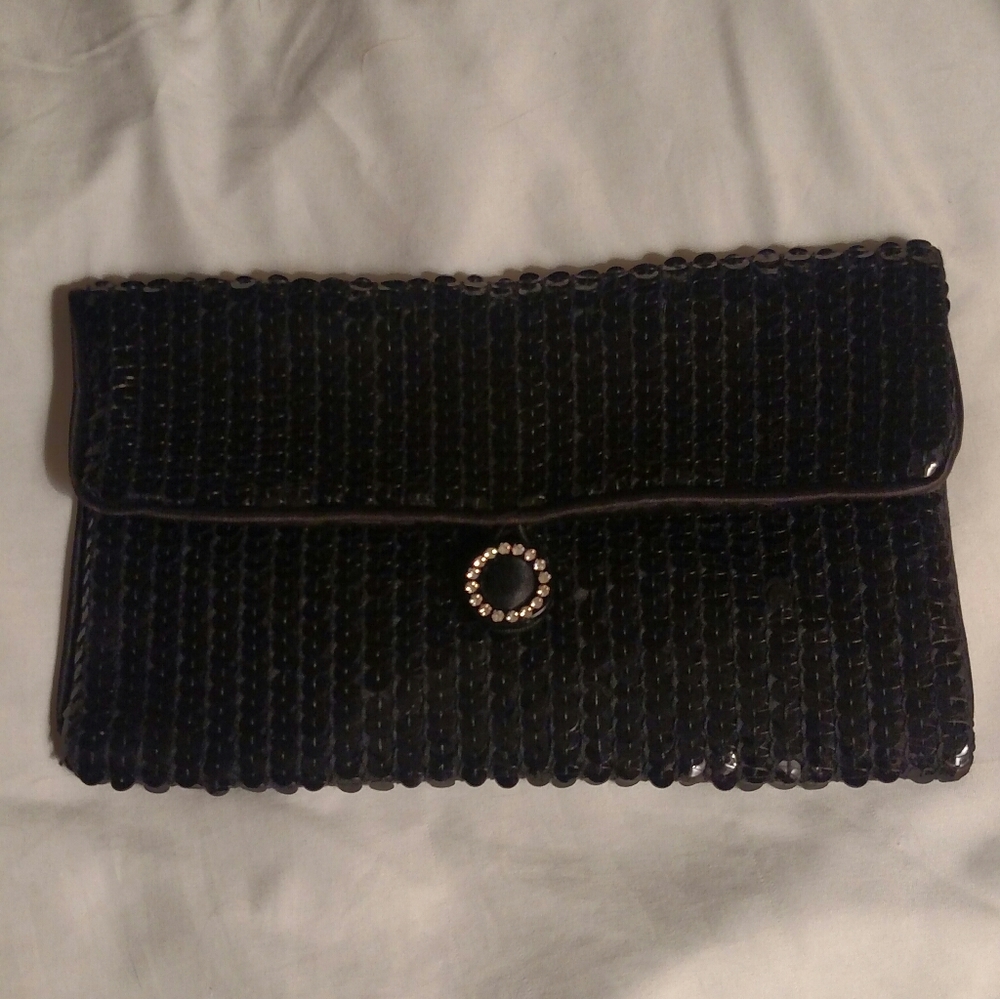 Norell clutch